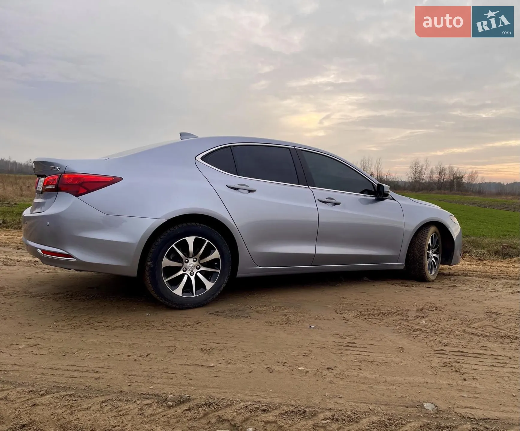 2015 Acura TLX - мініатюра 11