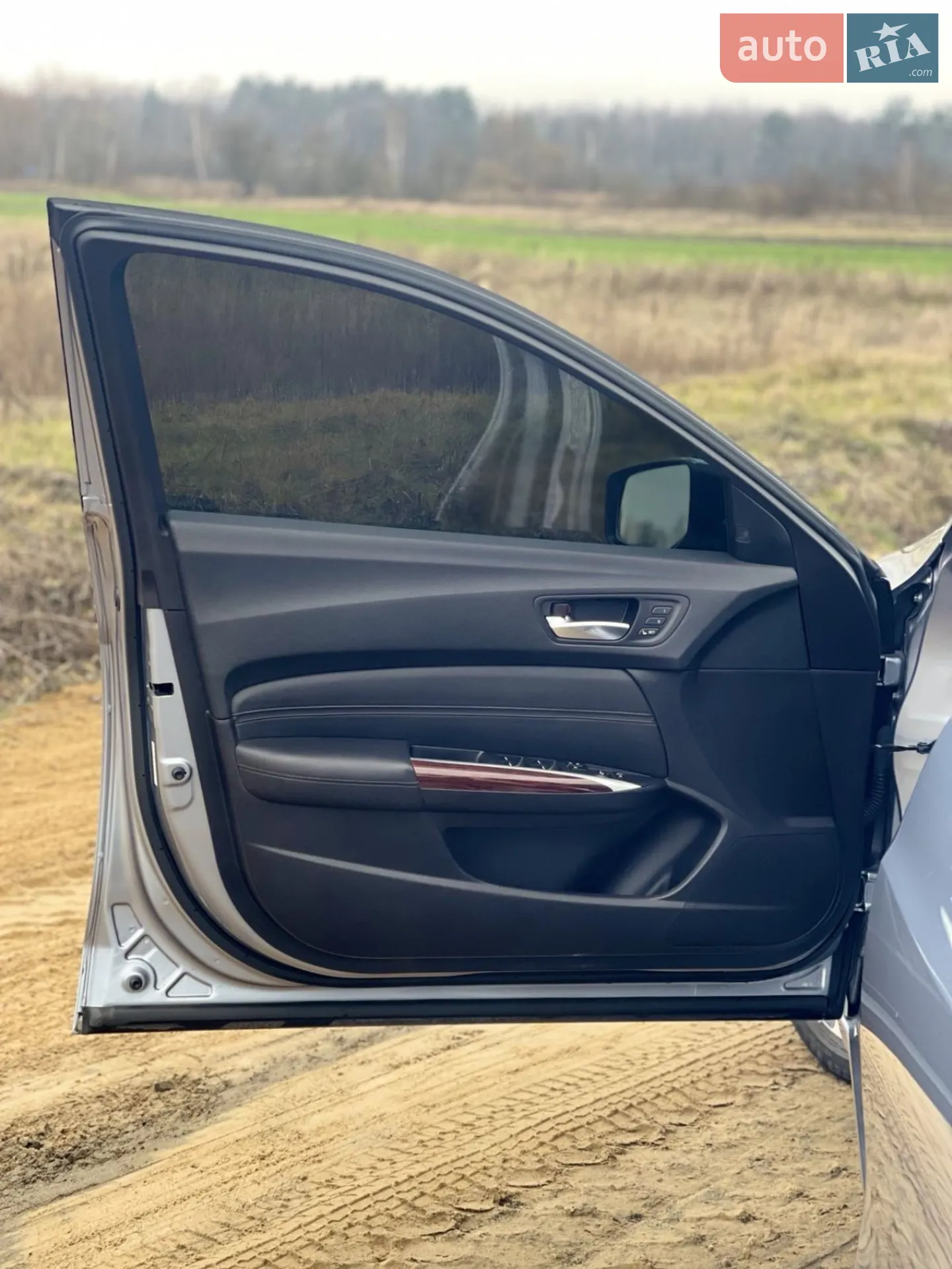 2015 Acura TLX - мініатюра 19