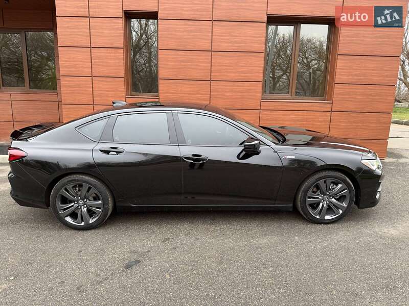 Седан Acura TLX 2022 в Києві