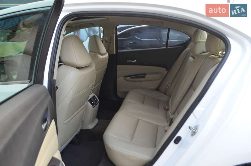 Седан Acura TLX 2015 в Києві