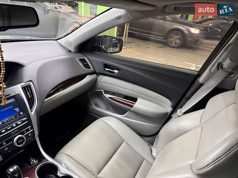 Седан Acura TLX 2017 в Києві