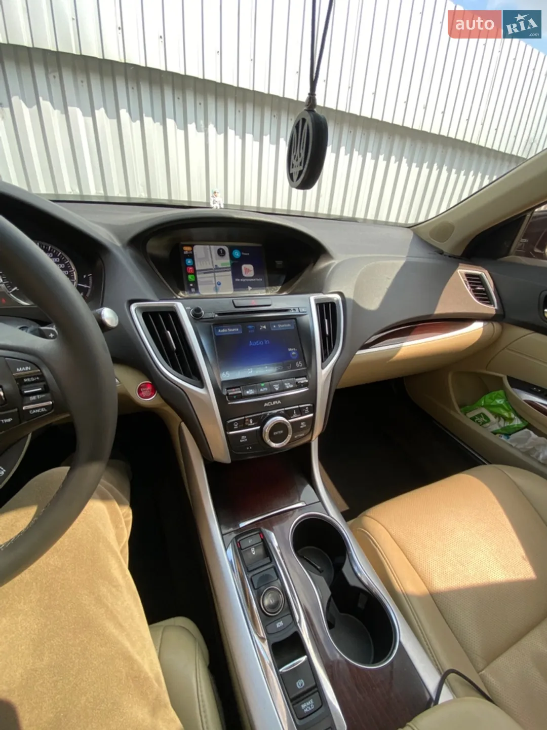 2017 Acura TLX - мініатюра 18
