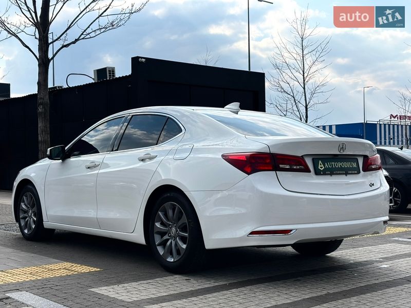 Седан Acura TLX 2015 в Киеве