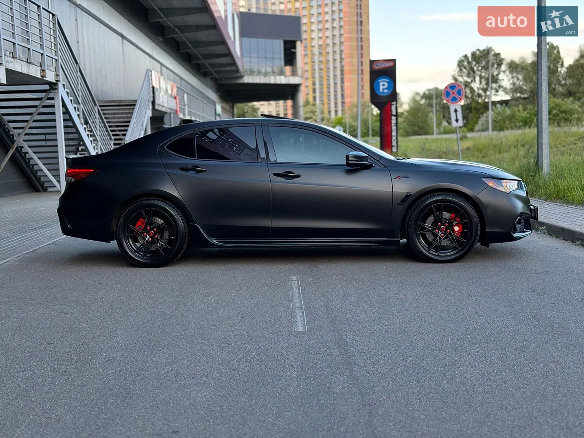 2018 Acura TLX - мініатюра 16
