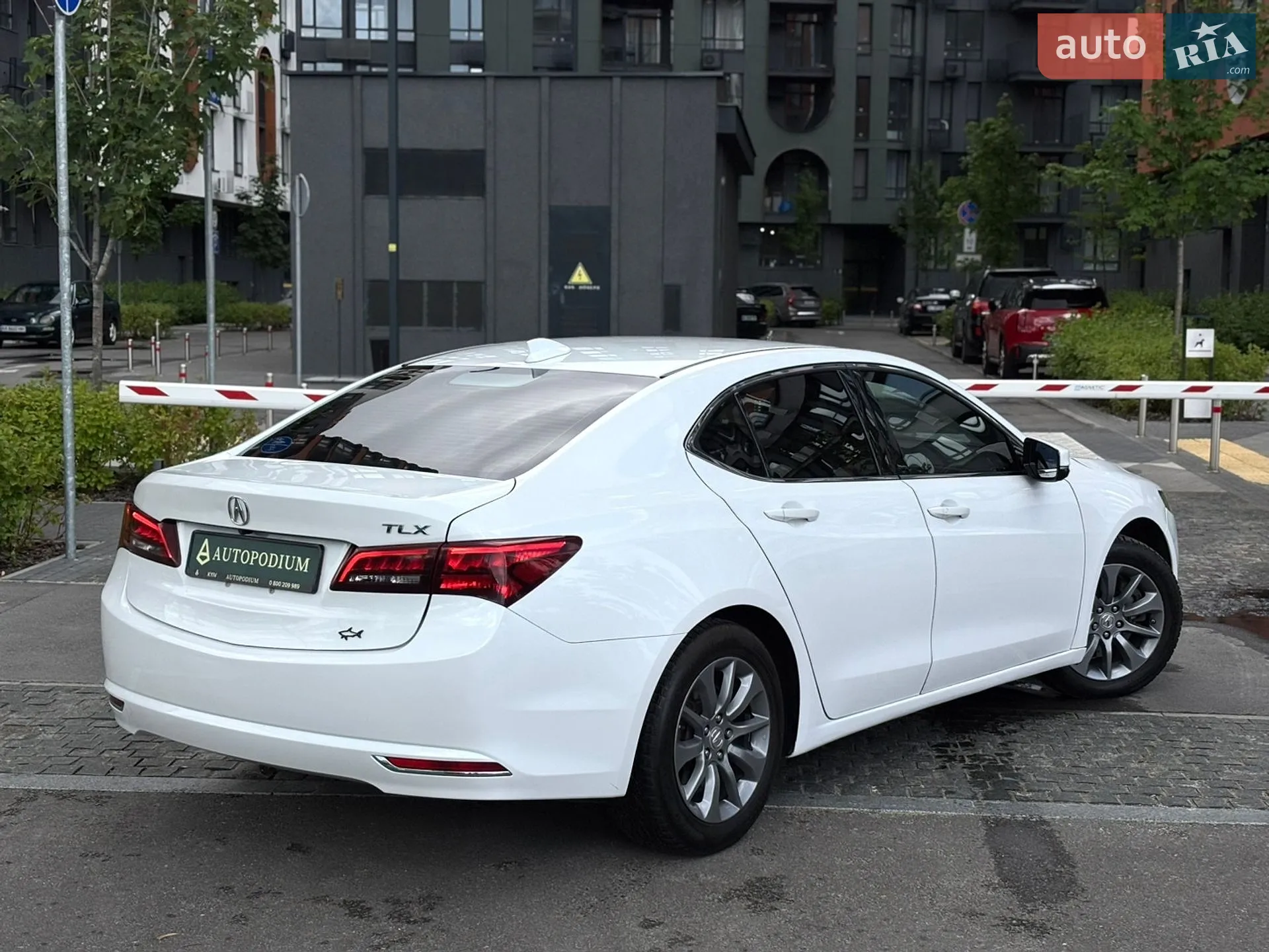 2015 Acura TLX - мініатюра 10