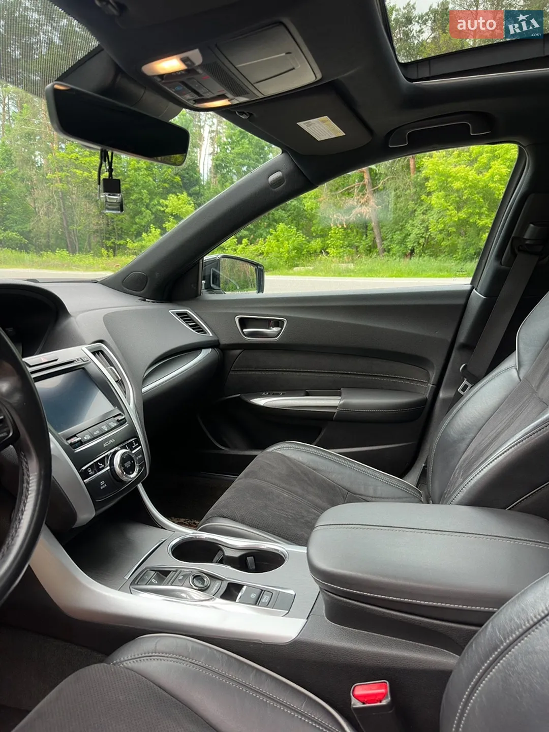 2017 Acura TLX - мініатюра 31
