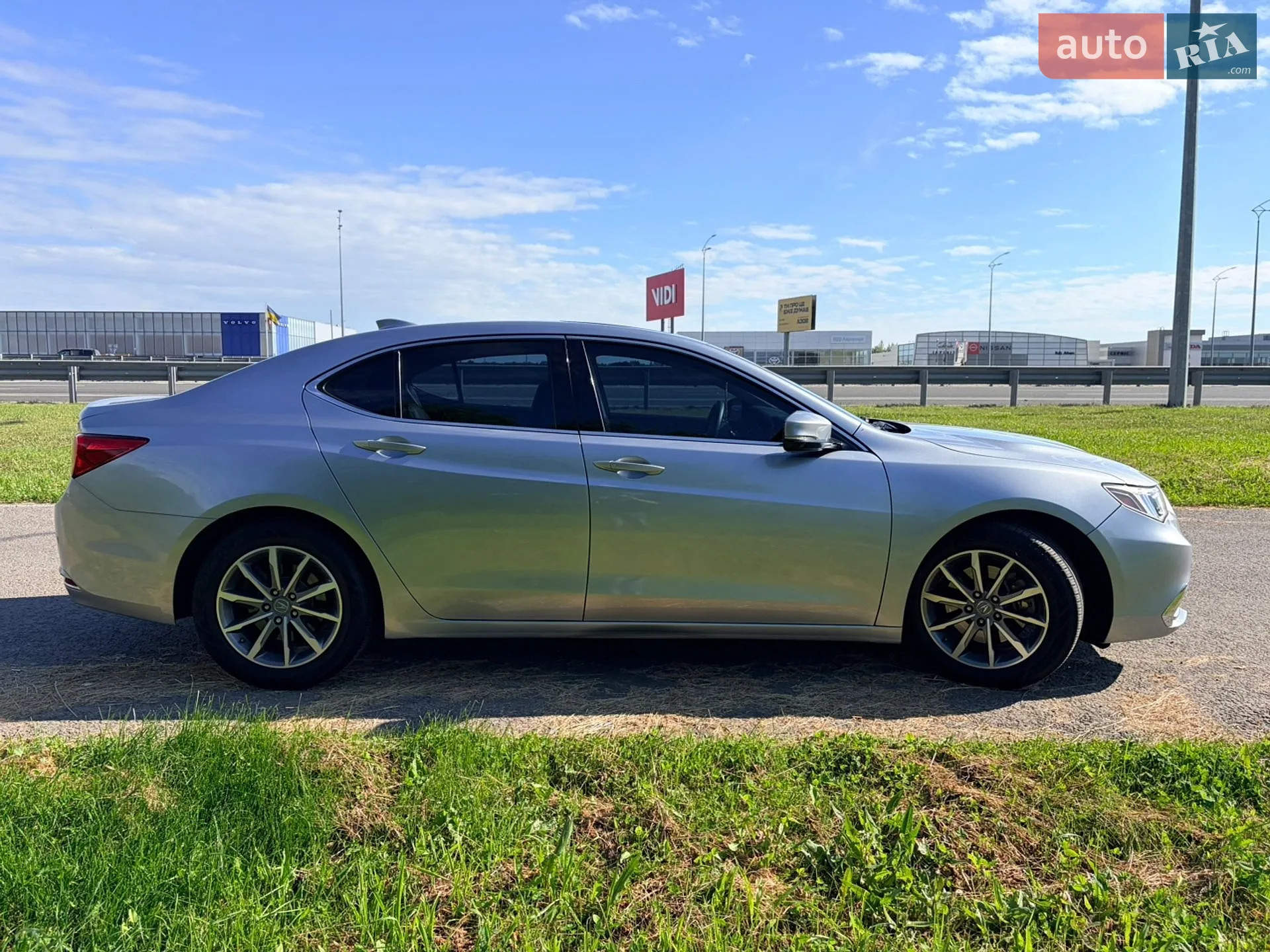 2019 Acura TLX - мініатюра 8