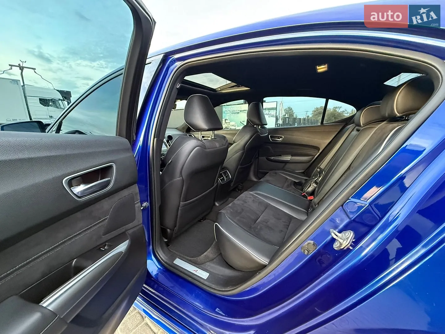2017 Acura TLX - мініатюра 23