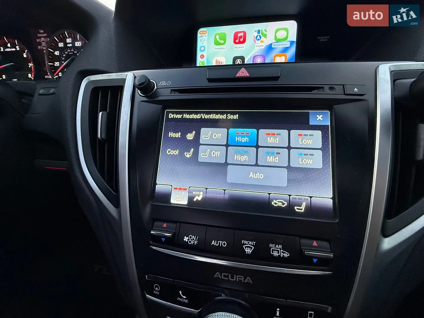 2017 Acura TLX - мініатюра 31