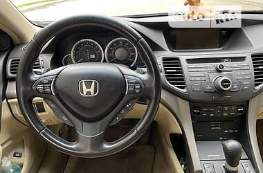 Седан Acura TSX 2010 в 