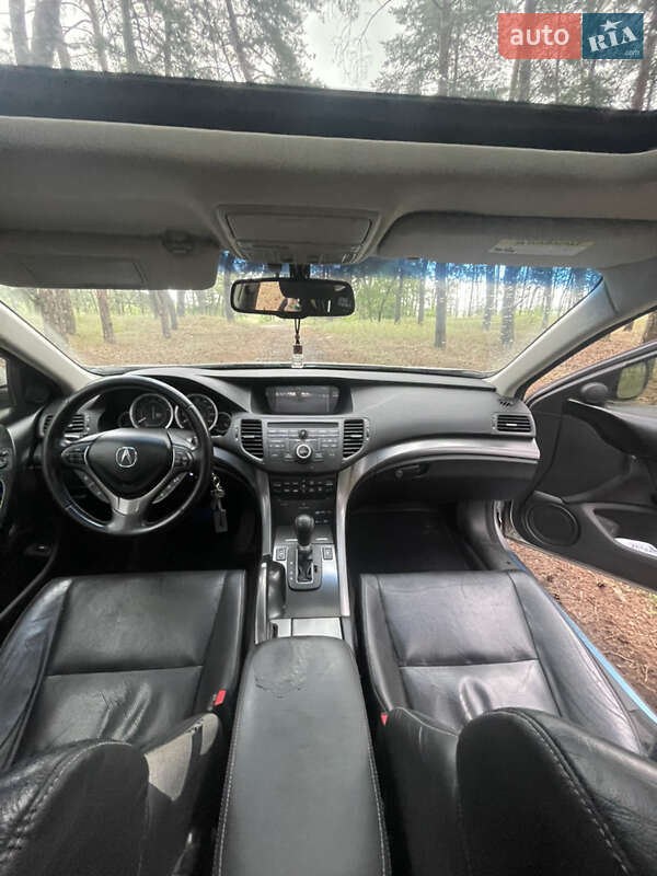 Седан Acura TSX 2011 в Новомосковске