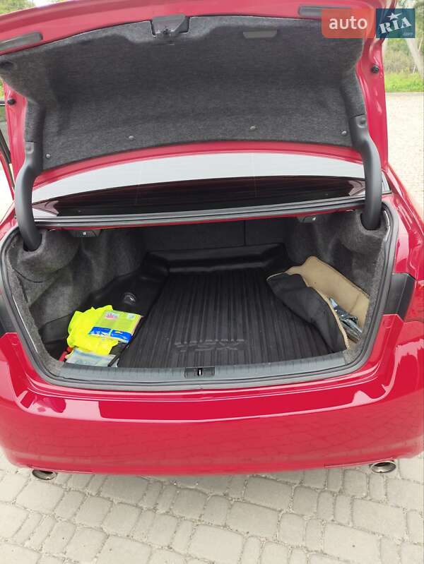 Седан Acura TSX 2013 в Миколаєві