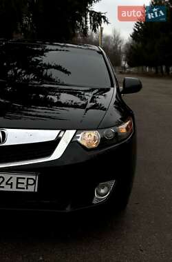 Седан Acura TSX 2010 в Мироновке