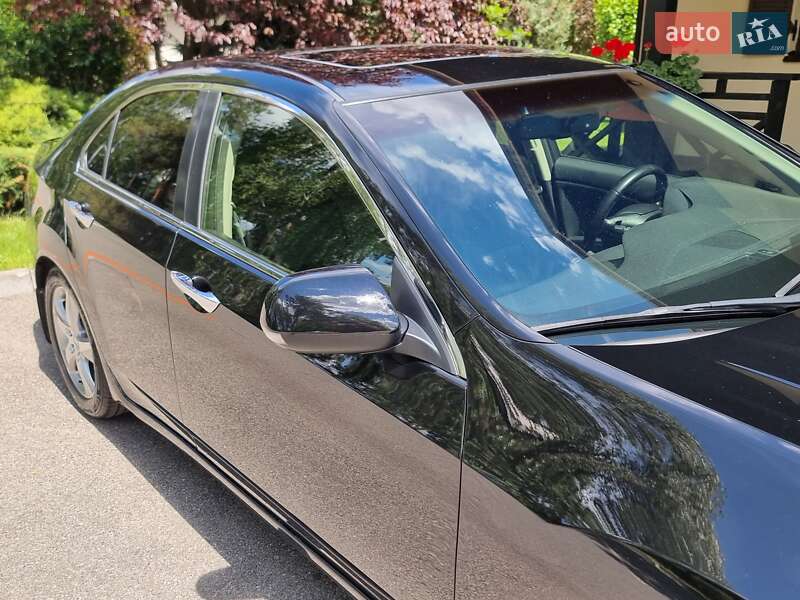 Седан Acura TSX 2012 в Киеве