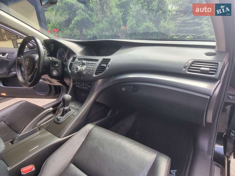Седан Acura TSX 2012 в Киеве