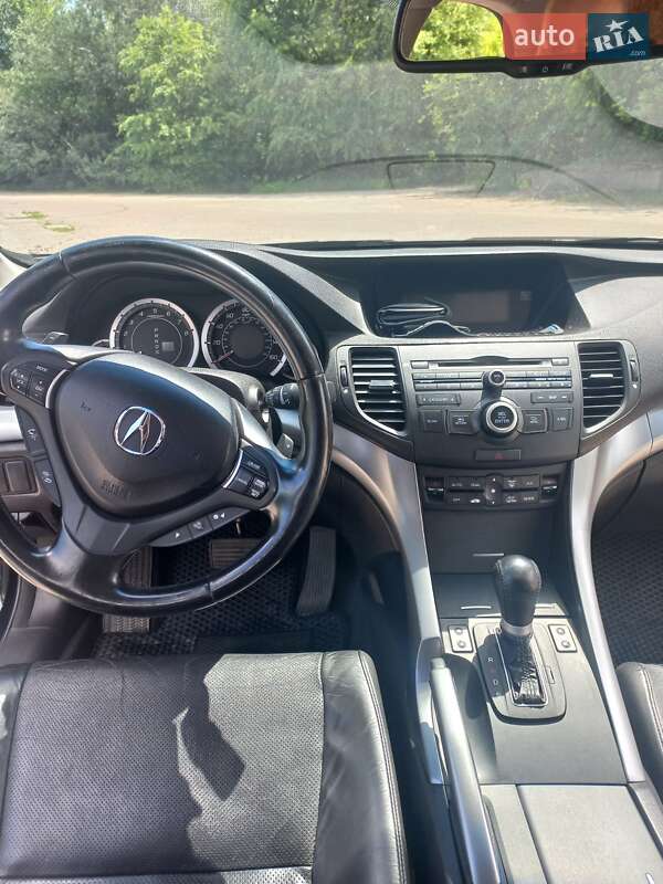 Седан Acura TSX 2010 в Миронівці