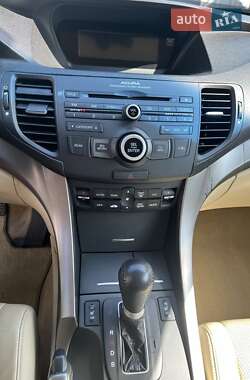 Седан Acura TSX 2010 в 