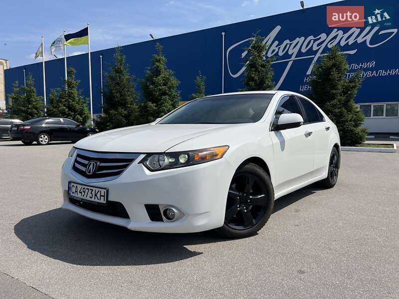 Седан Acura TSX 2011 в 