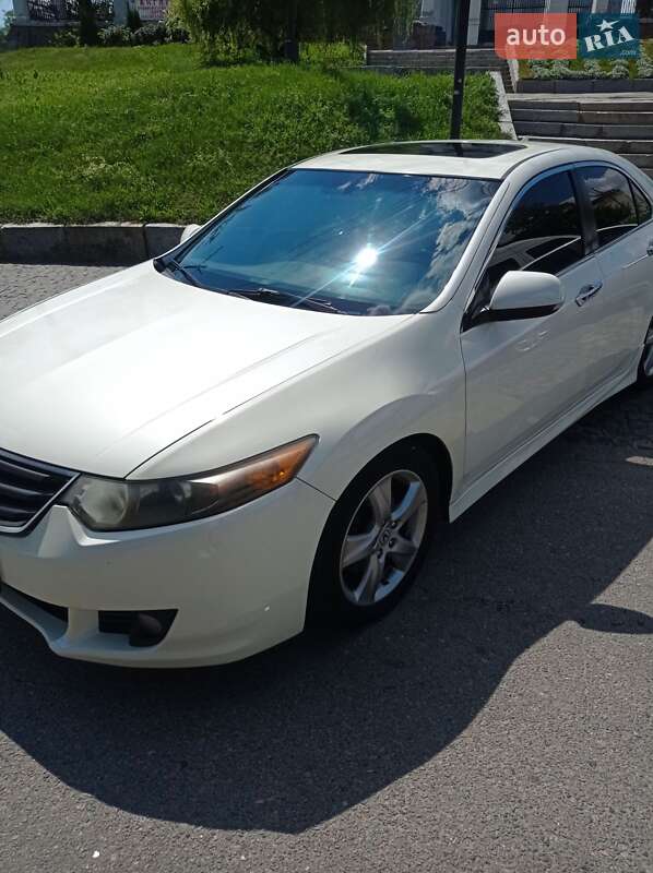Седан Acura TSX 2010 в Києві