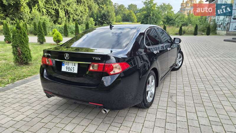 Седан Acura TSX 2011 в Львові