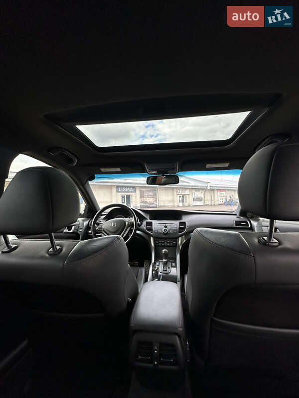 Седан Acura TSX 2013 в Львові