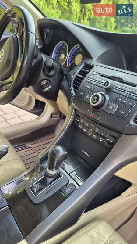 Седан Acura TSX 2011 в Львові