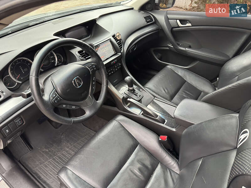 Седан Acura TSX 2013 в Киеве
