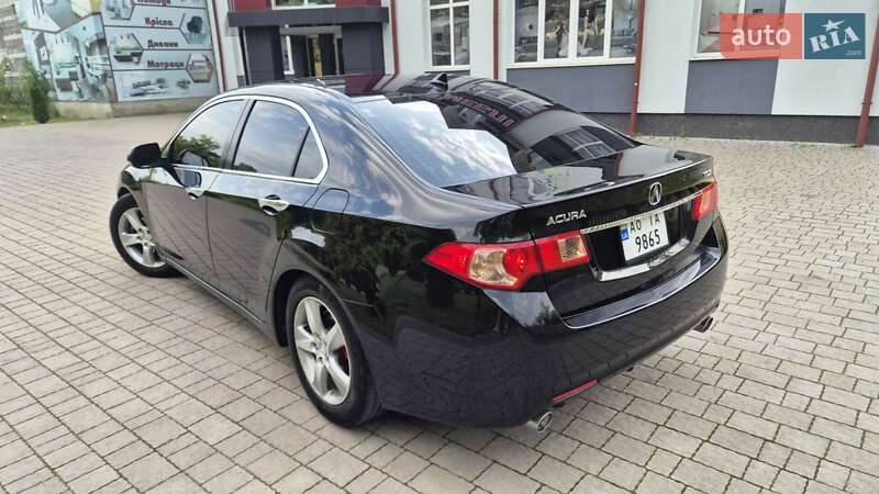 Седан Acura TSX 2011 в Львове