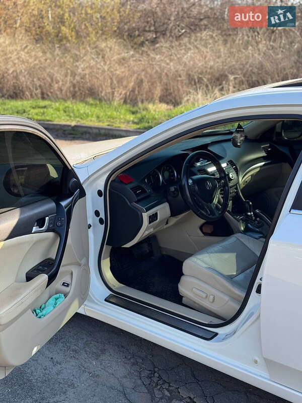 Седан Acura TSX 2011 в Черкассах