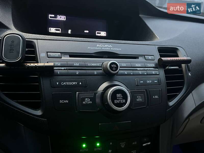 Седан Acura TSX 2013 в Киеве