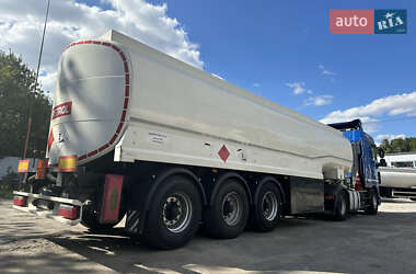 Цистерна полуприцеп ADR Trailers CTS 4 1999 в 