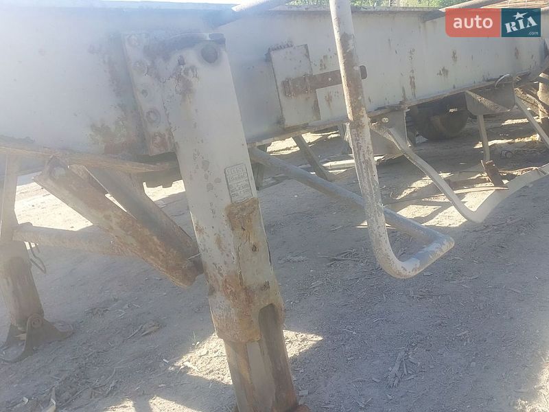 Рефрижератор полуприцеп ADR Trailers CTS 4 1998 в Ровно