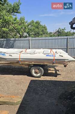 Човен Adventure M-400 2011 в Ізюмі