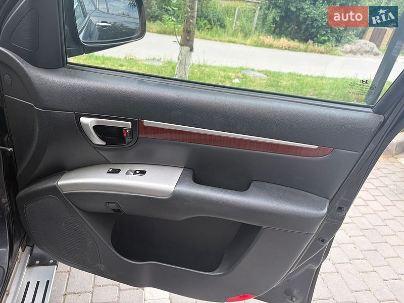 Седан AION V 2015 в Луцьку фото 27 Седан AION V 2015 в Луцьку