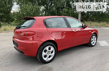 Хэтчбек Alfa Romeo 147 2007 в Киеве