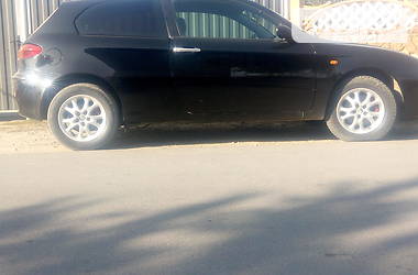 Хэтчбек Alfa Romeo 147 2003 в Ивано-Франковске