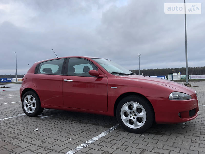 Хэтчбек Alfa Romeo 147 2007 в Киеве