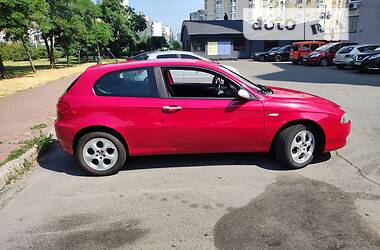 Купе Alfa Romeo 147 2006 в Киеве