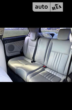 Хэтчбек Alfa Romeo 147 2005 в 