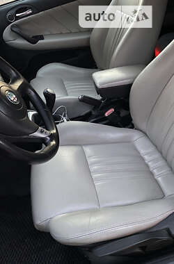 Хэтчбек Alfa Romeo 147 2005 в 