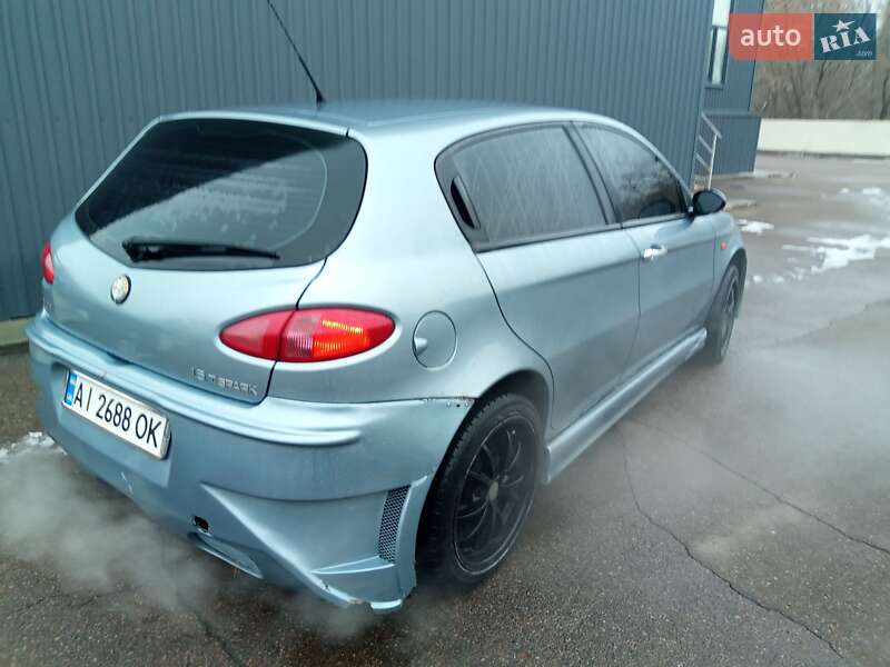 Хэтчбек Alfa Romeo 147 2002 в Чернигове