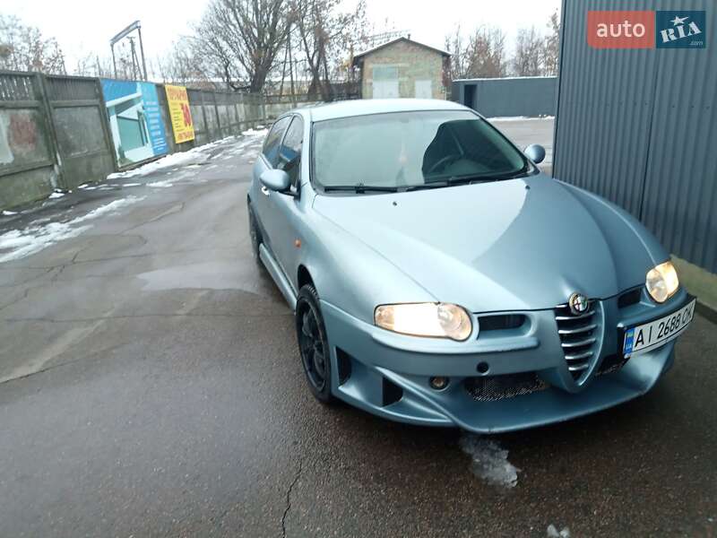 Хэтчбек Alfa Romeo 147 2002 в Чернигове