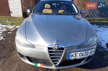 Хетчбек Alfa Romeo 147 2005 в Дніпрі