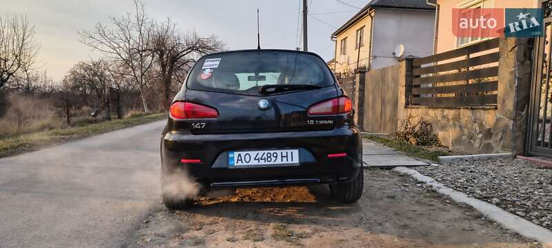 Хетчбек Alfa Romeo 147 2007 в Ужгороді