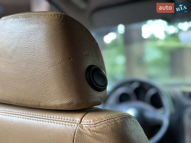 Хэтчбек Alfa Romeo 147 2003 в Львове