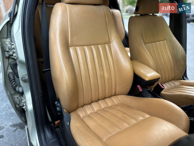 Хэтчбек Alfa Romeo 147 2003 в Львове