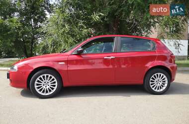 Хэтчбек Alfa Romeo 147 2008 в Киеве
