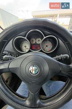 Хетчбек Alfa Romeo 147 2000 в Львові