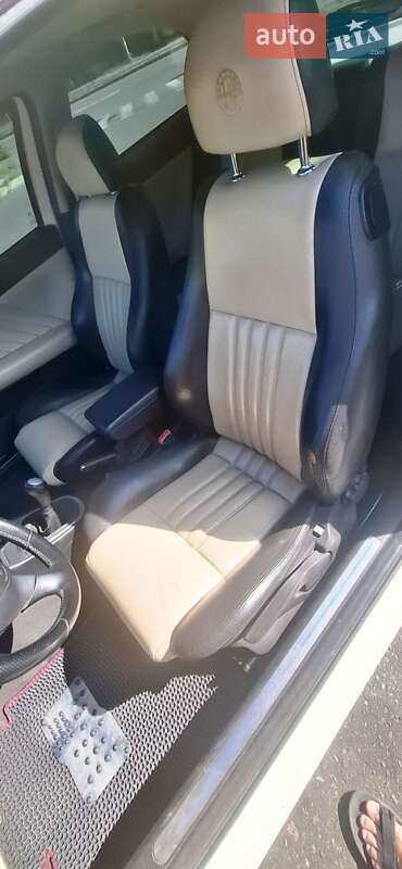 Хэтчбек Alfa Romeo 147 2007 в Киеве фото 13 Хэтчбек Alfa Romeo 147 2007 в Киеве