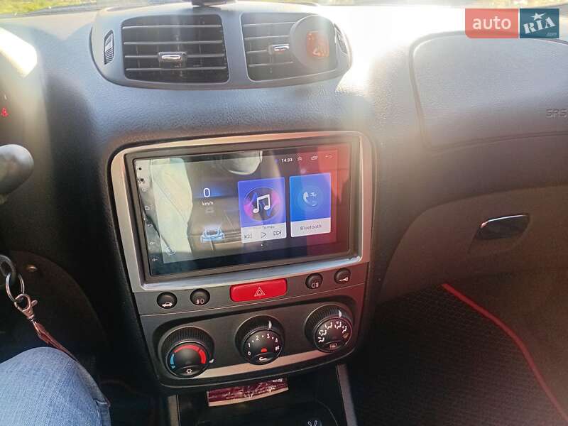 Хетчбек Alfa Romeo 147 2009 в Дніпрі